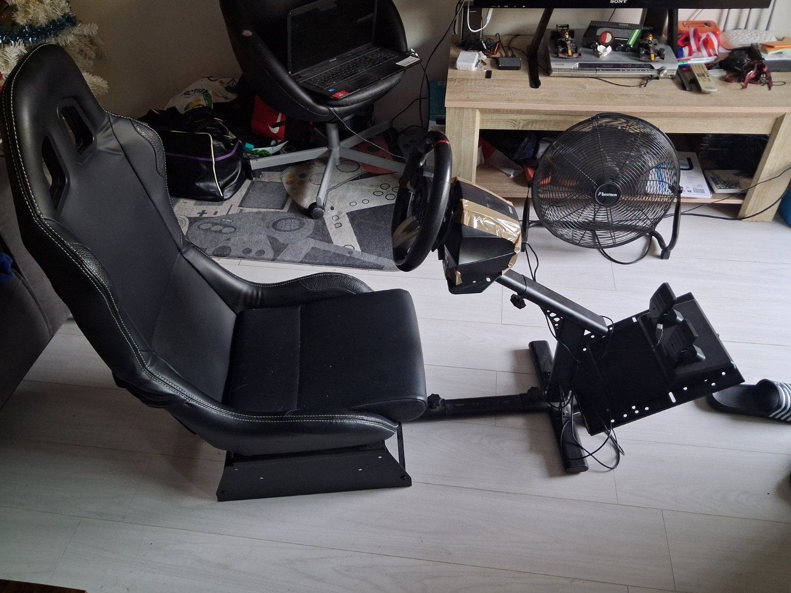 Race Stoel met stuur en gas en rem pedaal, Ophalen, Racestoel, Gebruikt, PlayStation