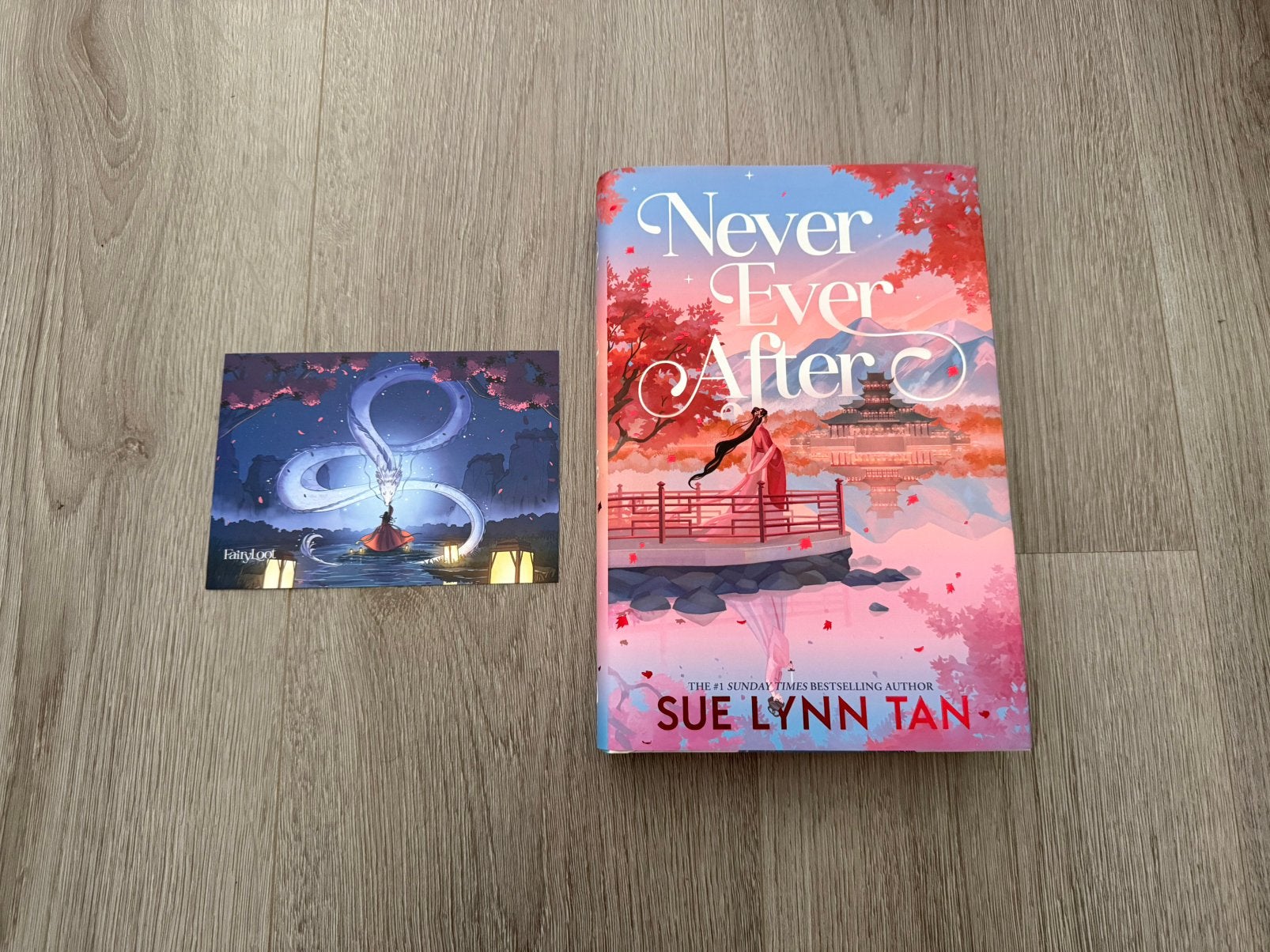 Never Ever After - Sue Lynn Tan [Fairyloot], Ophalen of Verzenden, Zo goed als nieuw
