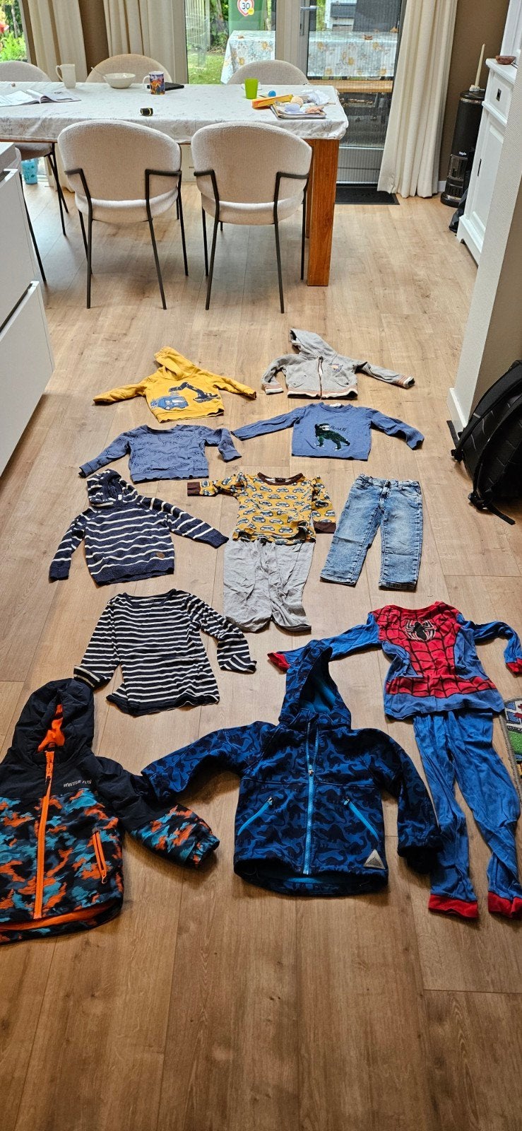 Jongenskleding pakket maat 104/110 - H&M, jassen, truien, Kinderen en Baby's, Ophalen of Verzenden