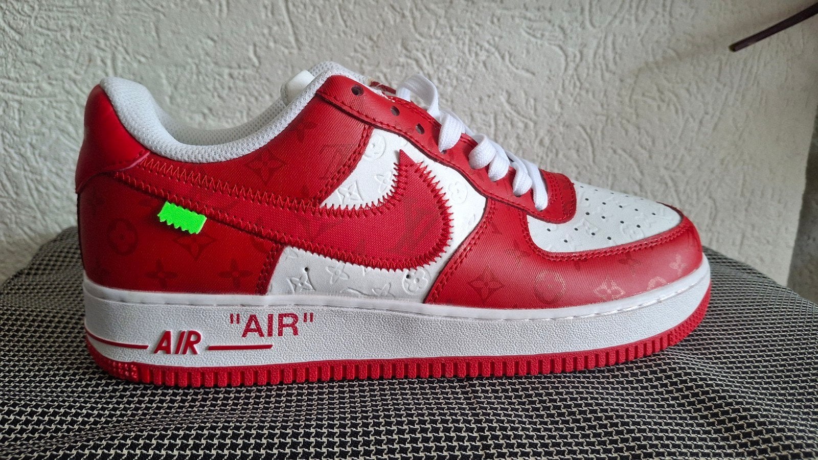 Nike x Louis Vuitton Air Force 1 Custom Sneakers Rood/Wit, Kleding | Heren, Ophalen, Wit, Nieuw, Nike x Louis Vuitton