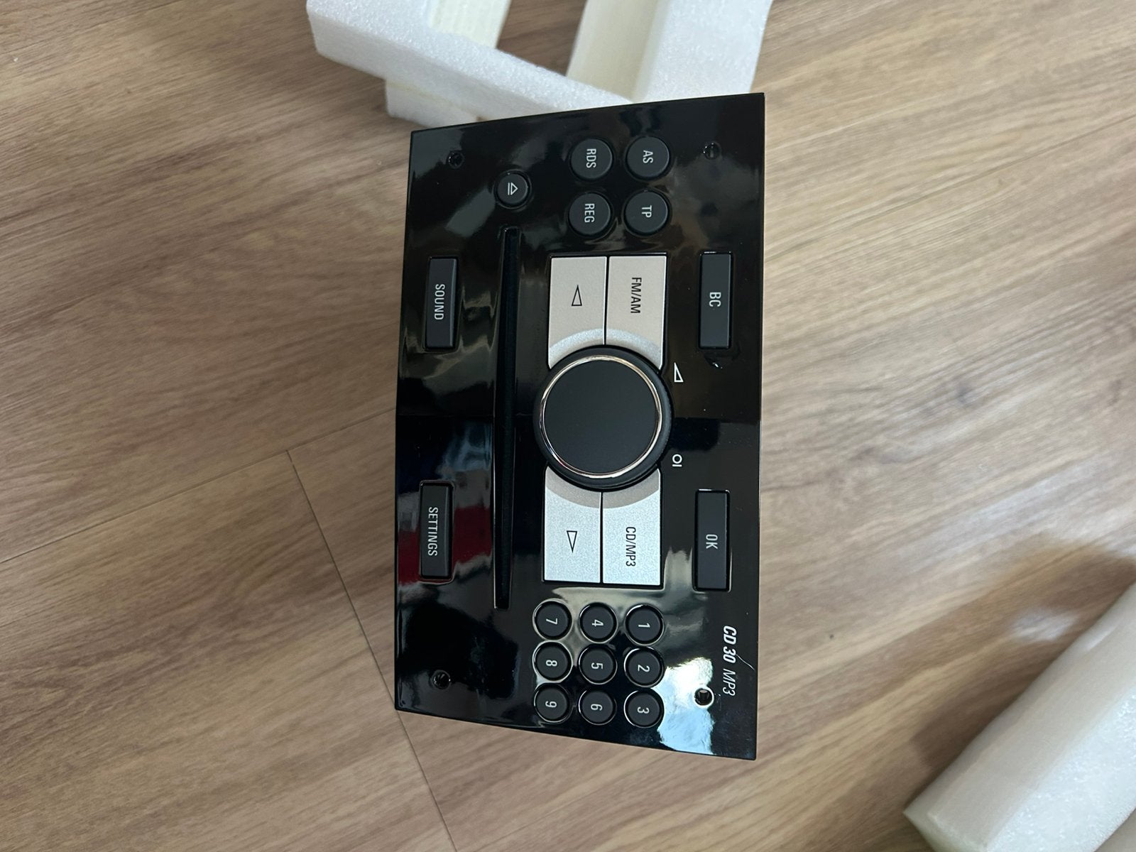 Opel CD30 radio, Auto diversen, Ophalen of Verzenden, Zo goed als nieuw