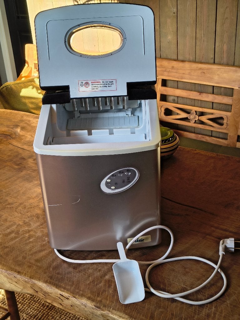 Ijsblokkes machine, Gebruikt, Minder dan 85 cm, Minder dan 60 cm, Ophalen of Verzenden