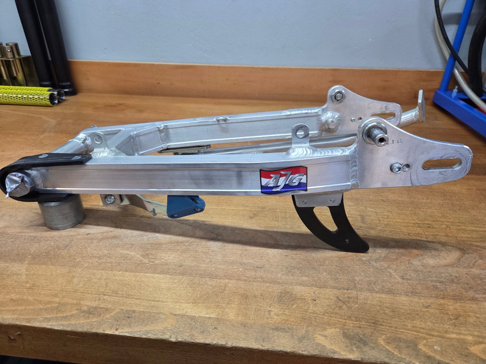 Swingarm TLR 200 zo goed als nieuw, Ophalen