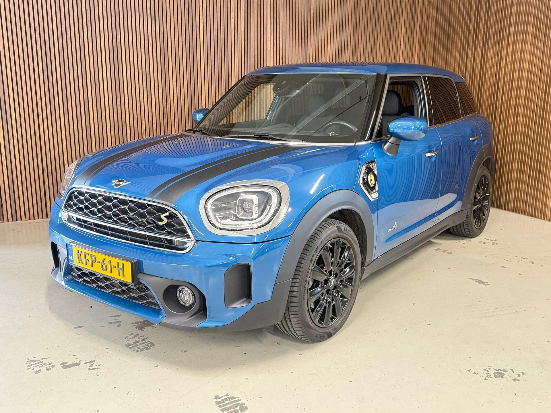 Mini Countryman 1.5 Cooper S E ALL4 MINI Yours, Auto's, Automaat, Verwarmde buitenspiegels, 125 pk, Gebruikt