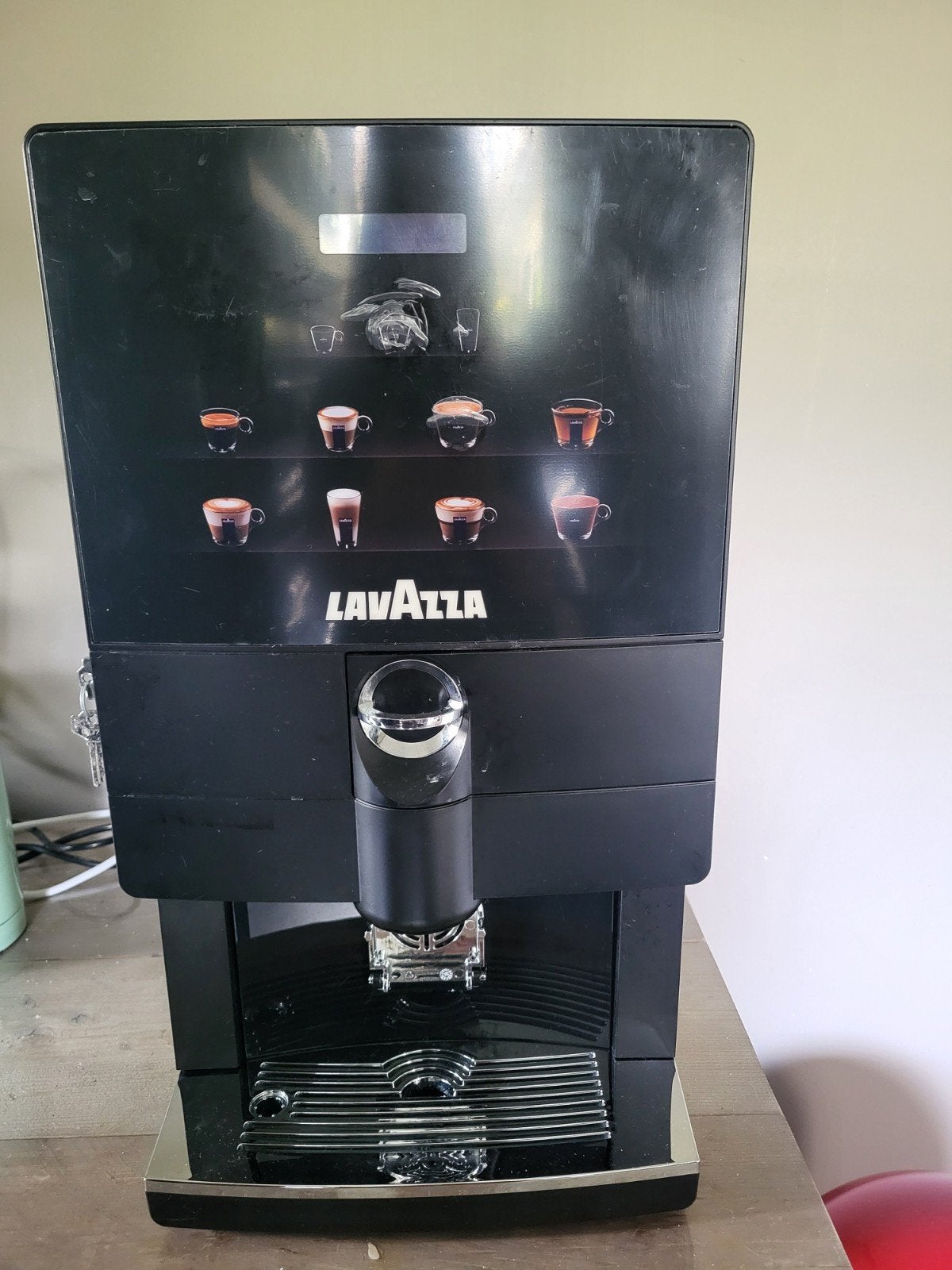 Lavazza Koffiezetapparaat - Perfect voor Thuis of Kantoor, Ophalen, Gebruikt, Koffiemachine, Koffiepads en cups