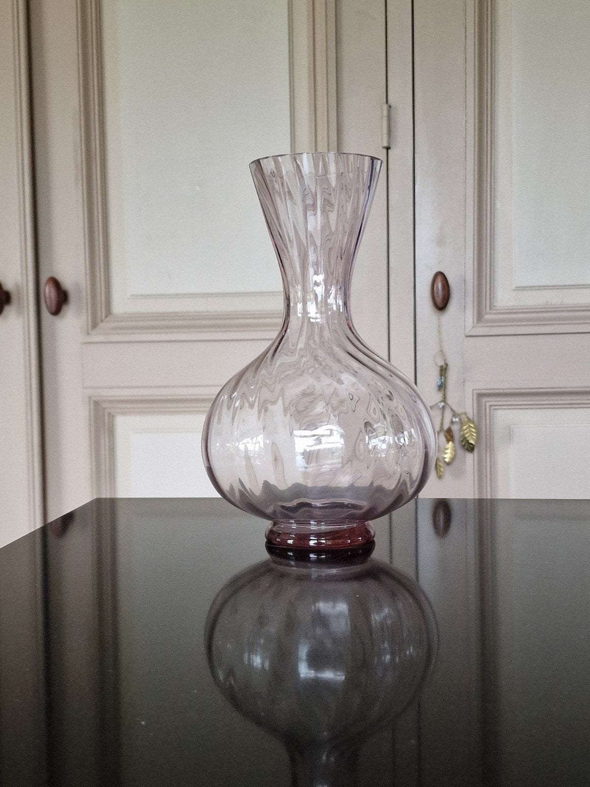 Transparante glasvaas ,paars/roze, Gebruikt, Ophalen of Verzenden, Glas, Paars