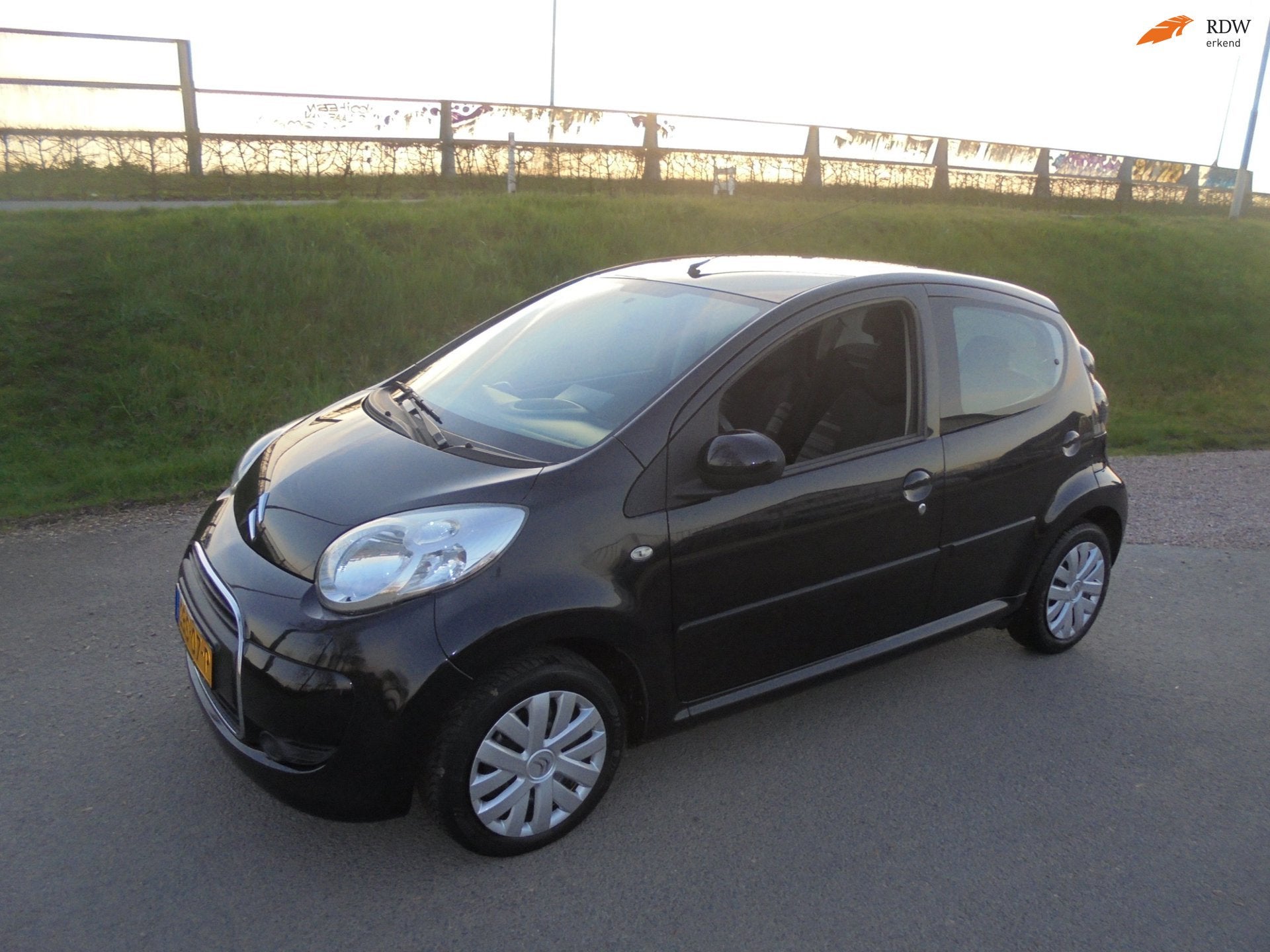 Citroen C1 Citroen C1 1.0 Benzine Automaat airco 77.000km, Euro 5, 4 stoelen, C1, Bedrijf
