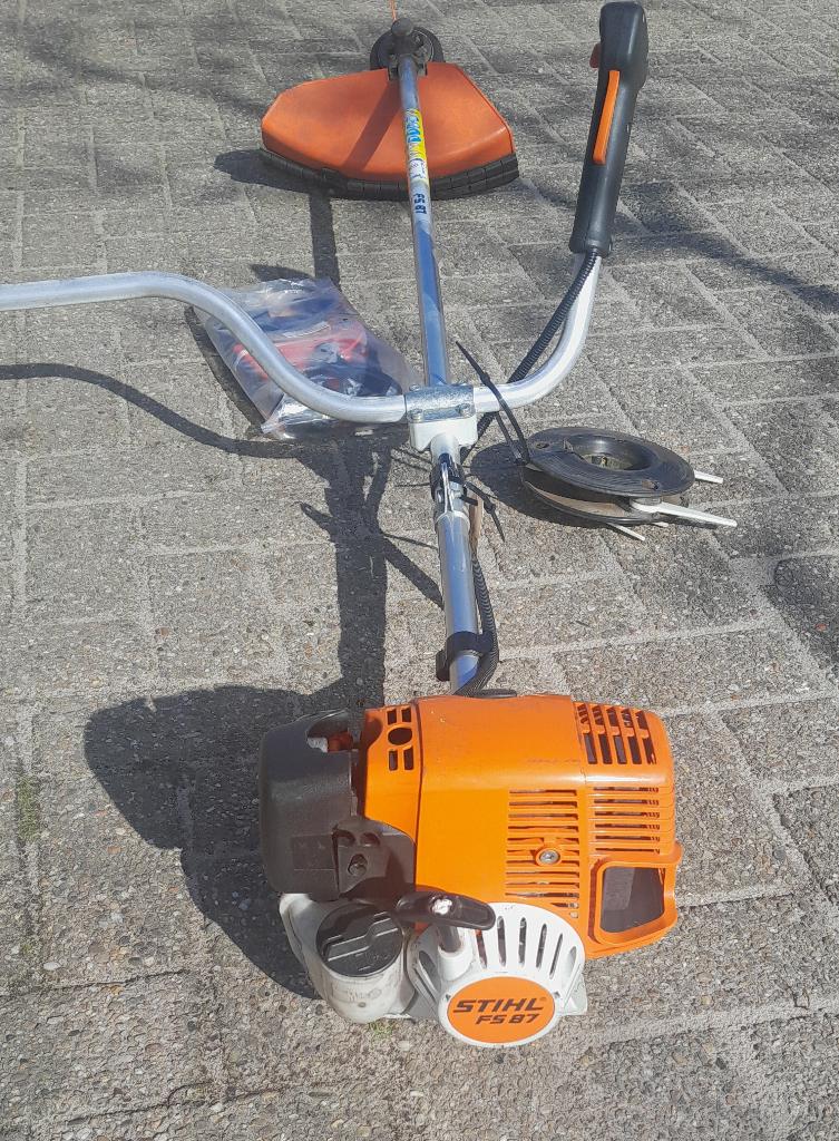 Stihl fs 87 bosmaaier, Tuin en Terras, Bosmaaiers, Ophalen, Gebruikt, 50 cm of meer, Stihl