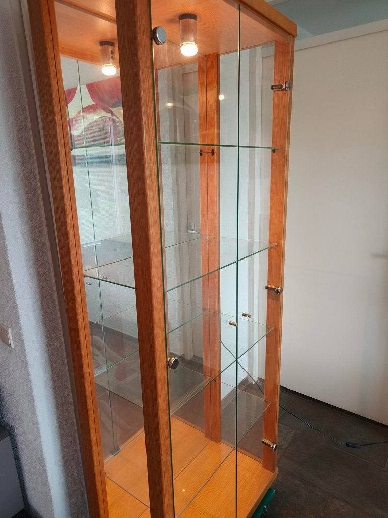 Eikenhouten vitrinekast met glas, Ophalen, Met deur(en), Eikenhout, 50 tot 100 cm