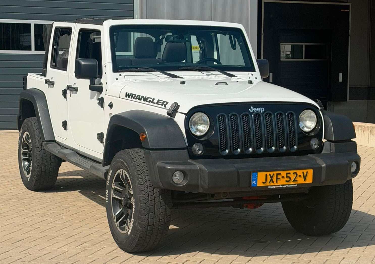 ‼️JEEP WRANGLER JK 3.6 V6 SAHARA 284PK TREKGEWICHT 3500KG‼️, Auto's, Jeep, Automaat, Stof, Wit, Bedrijf