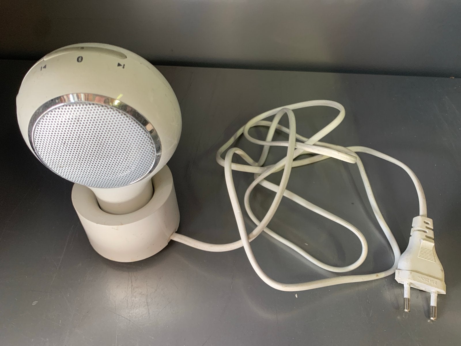 Aquatunes Waterdichte Bluetooth Speaker voor Douche, Ophalen of Verzenden, Zo goed als nieuw