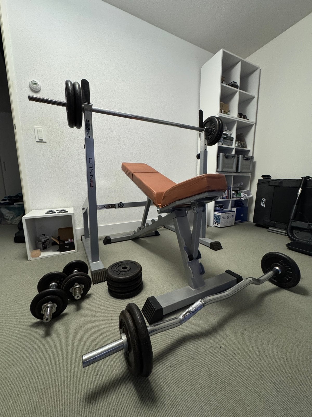 Halterset met instelbare bank en steun, Sport en Fitness, Ophalen, Gebruikt, Benen, Halterset