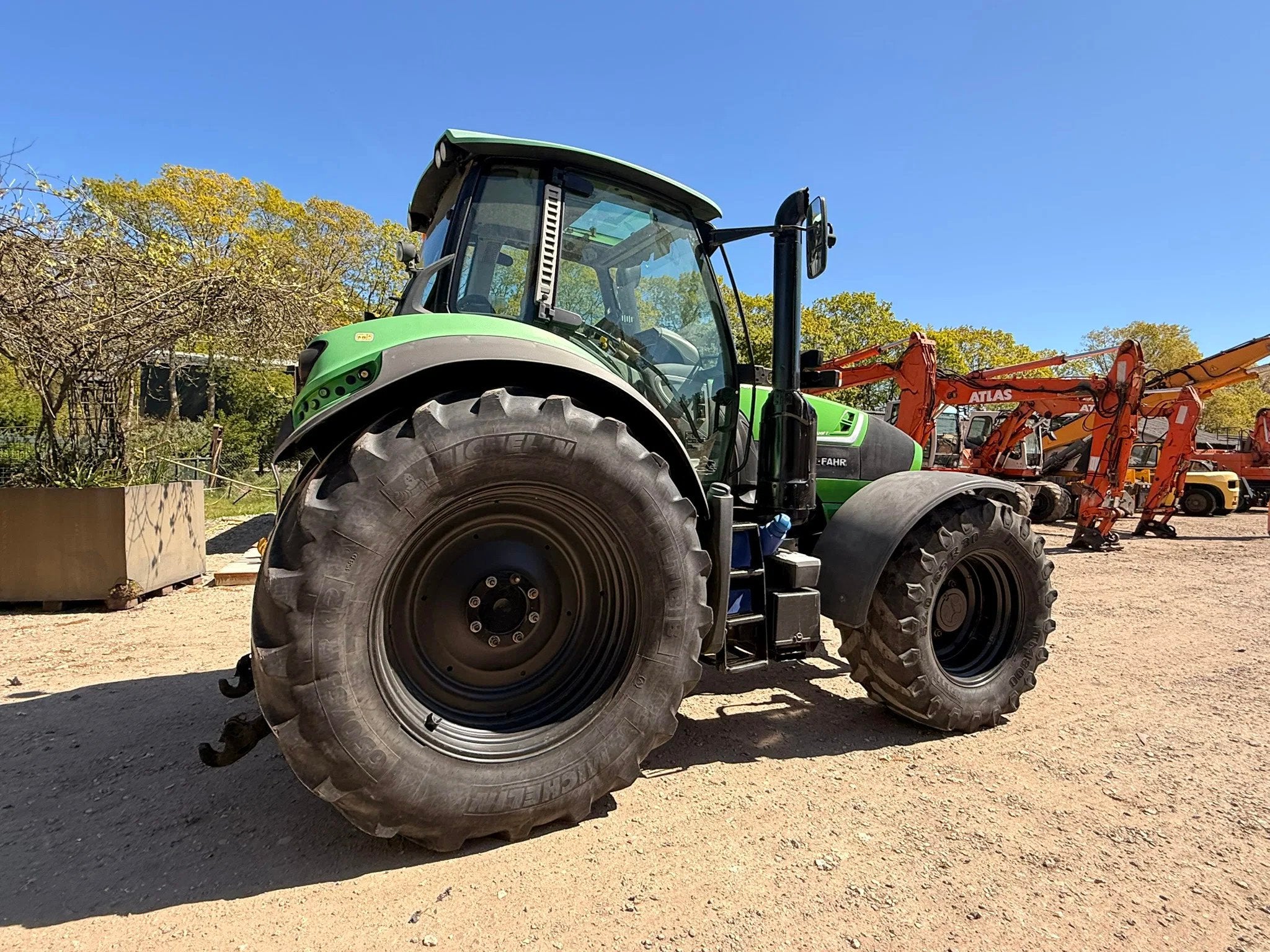 Deutz 6210 6210 (bj 2015), Overige merken, Jansen Machines, Gebruikt, Topperweg 60
3774 LJ  Kootwijkerbroek