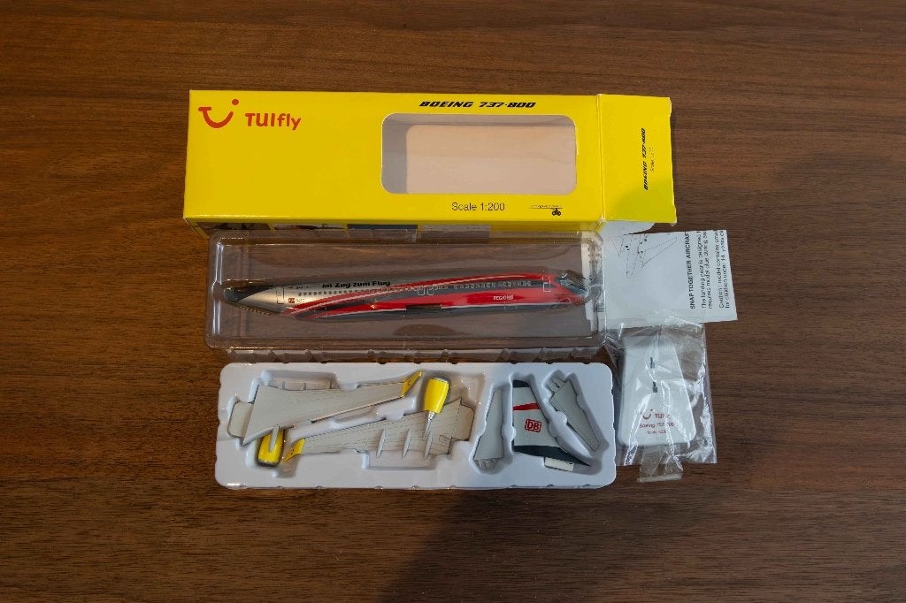 TuiFly Regio DB Regio Boeing 737-800 schaal 1:200 van Hogan., Overige merken, 1:200 of kleiner, Ophalen of Verzenden, Zo goed als nieuw
