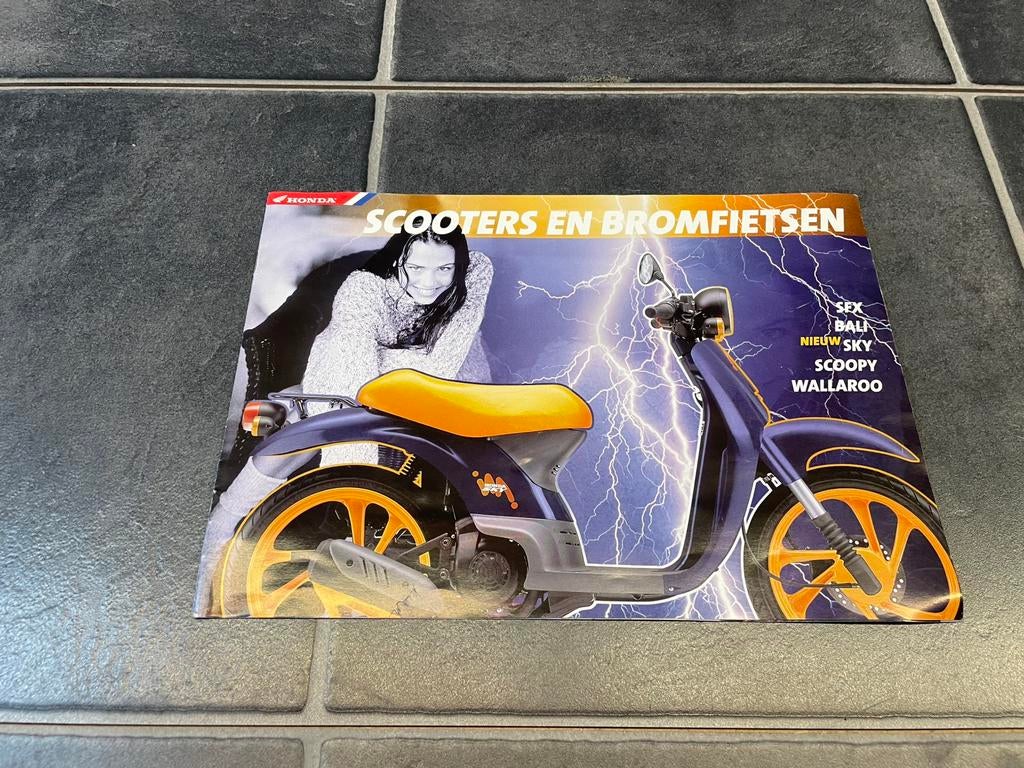 Honda wallaroo folder, Fietsen en Brommers, Ophalen of Verzenden, Zo goed als nieuw, Tank
