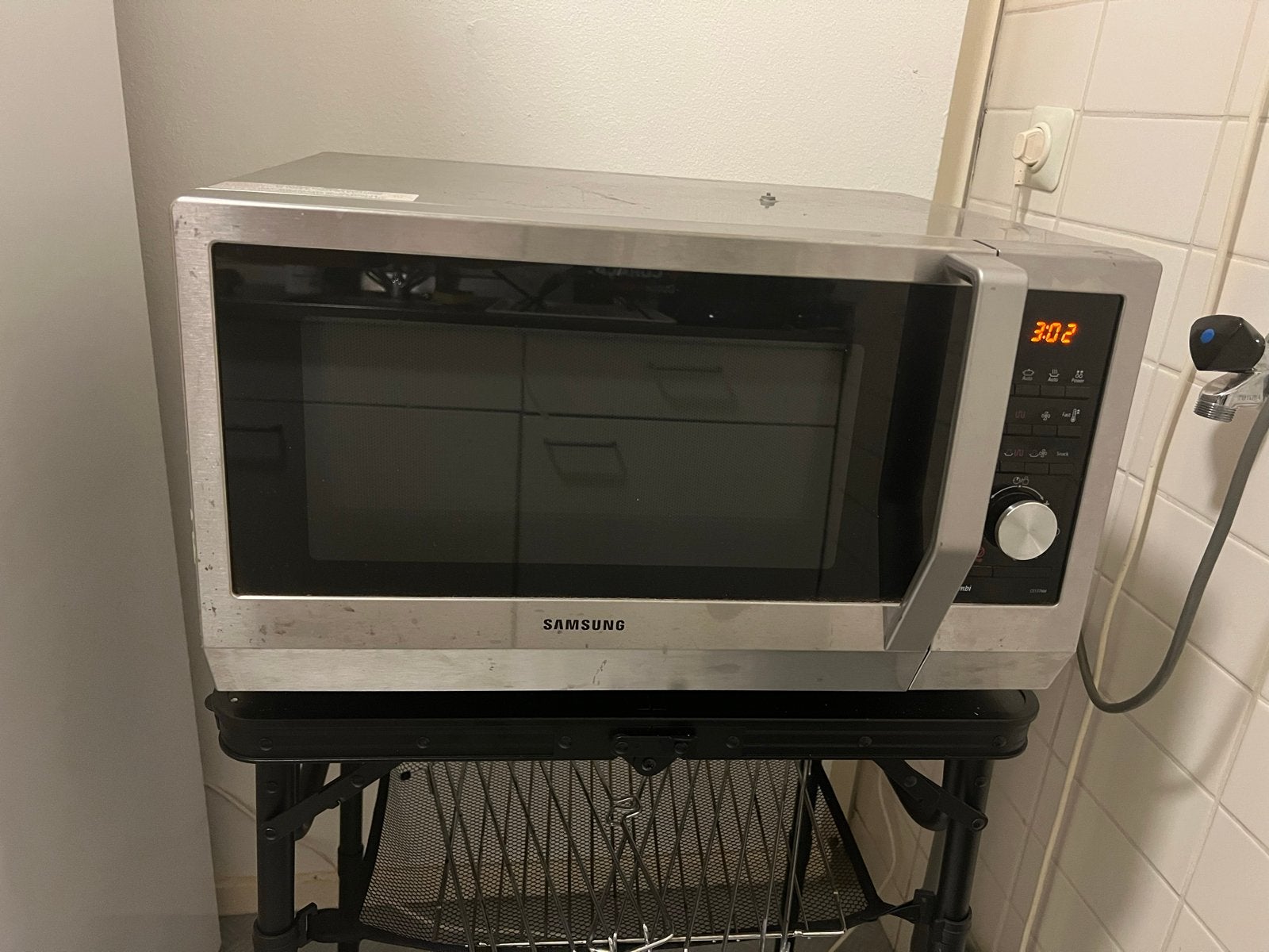Samsung Combi CE137NM Combimagnetron, Witgoed en Apparatuur, Ophalen, Combimagnetron, Gebruikt, Draaiplateau