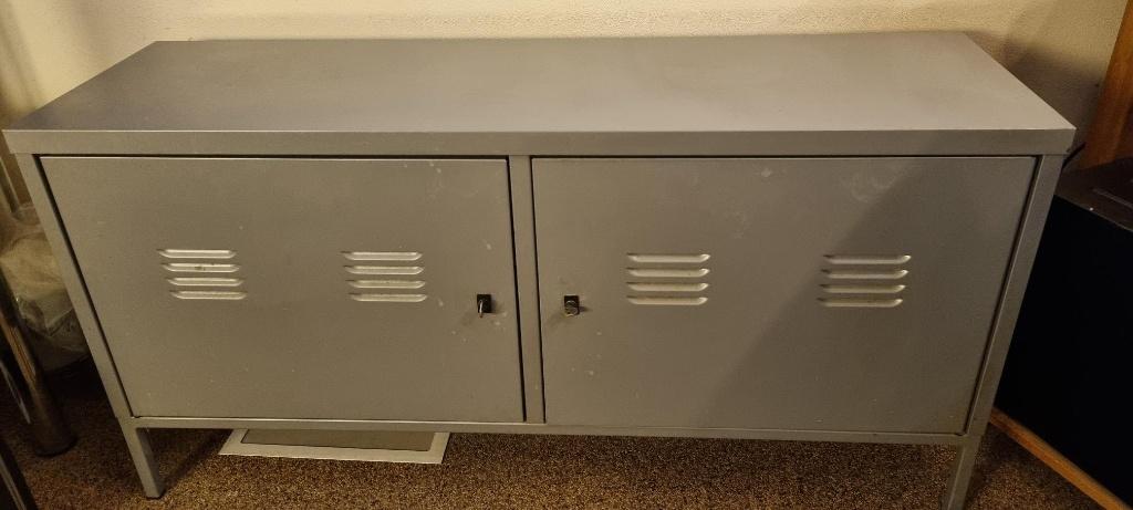 Metalen Ikea kastje laag grijs, Huis en Inrichting, Kasten | Lockerkasten, Ophalen, Gebruikt, Industrieel Locker