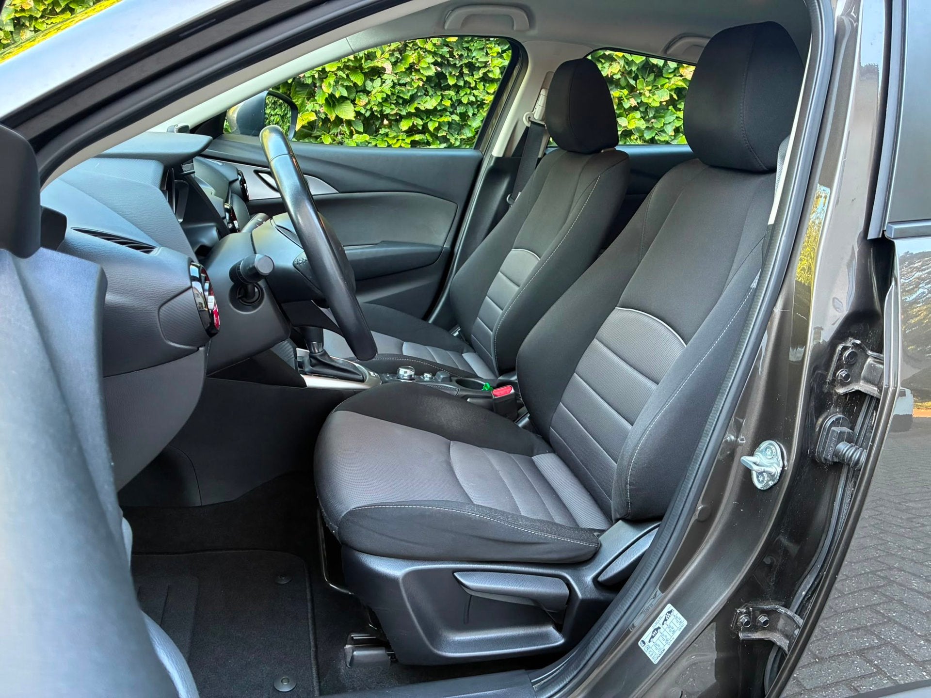 Mazda CX-3 2.0 SkyActiv-G 120 TS Automaat I Navigatie, 1998 cc, Stof, 4 cilinders, Bruin