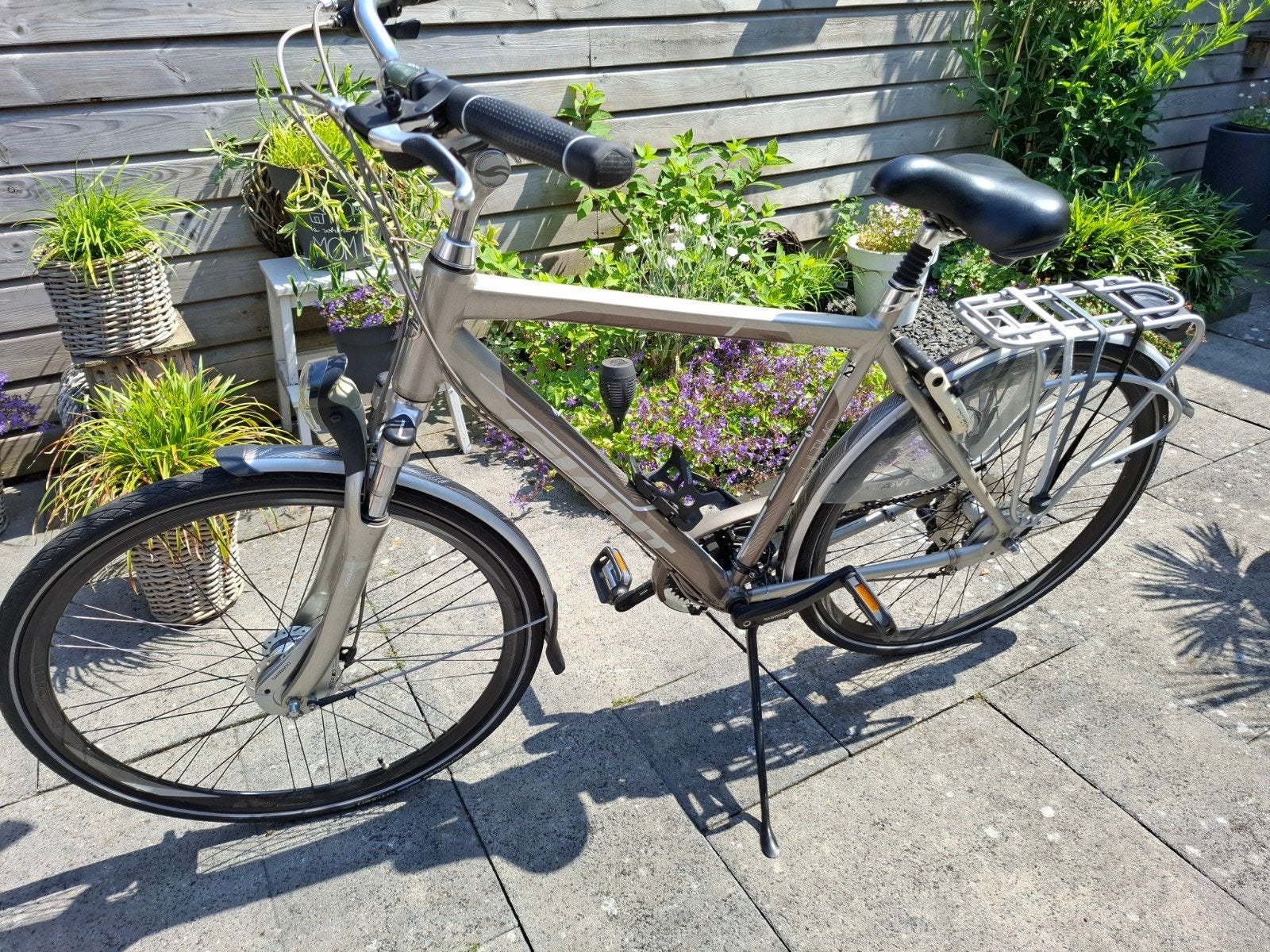 Fiets met framehoogte 56 cm, Fietsen en Brommers, Fietsen | Dames | Damesfietsen, Zo goed als nieuw, Giant, Versnellingen, 56 cm of meer