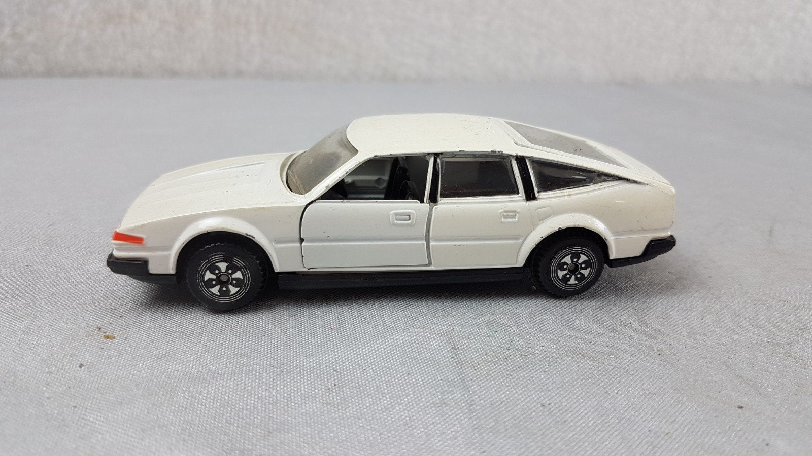 Dinky Toys Rover 3500, Ophalen of Verzenden, Gebruikt, Auto