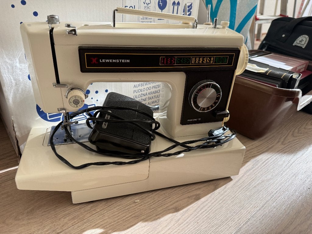 Te koop: Lewenstein naaimachine, Ophalen, Gebruikt, Naaimachine, Lewenstein