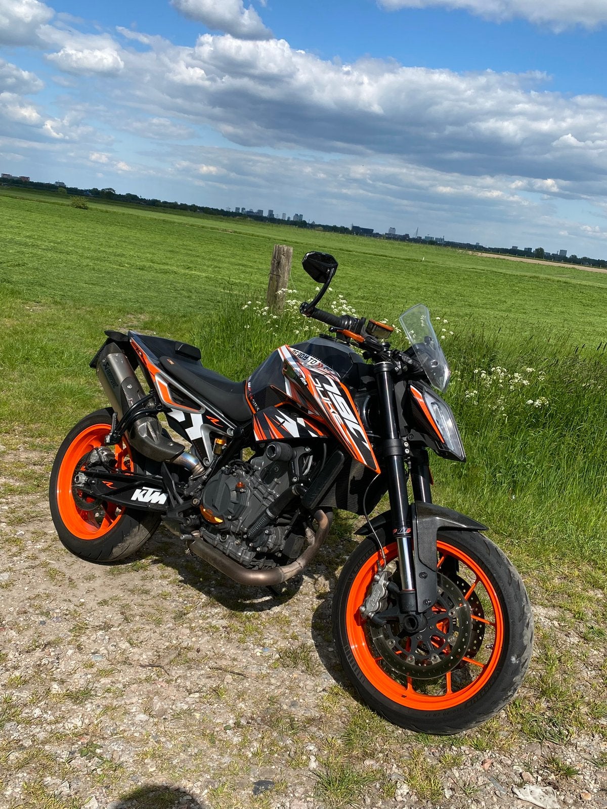 KTM 790 Duke L 2019 35kW Akrapovic, 2 cilinders, Naked bike, LED Verlichting, Particulier