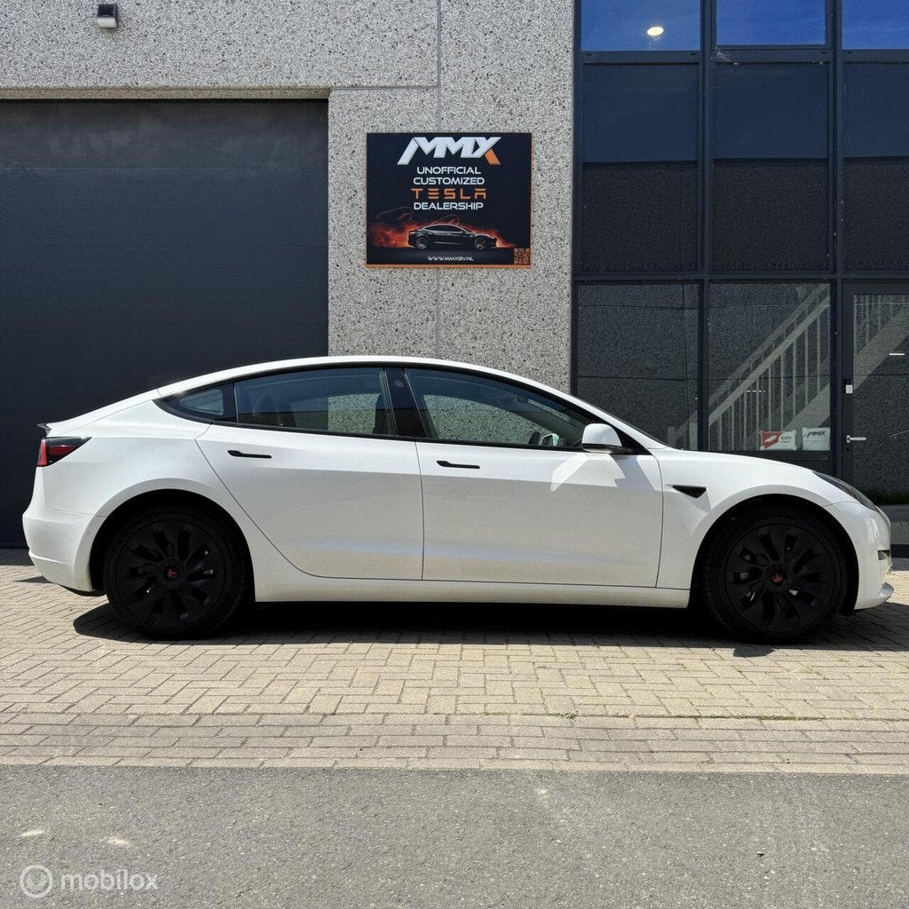 Tesla Model 3 Standard Range + MMX PACK + IAP, Auto's, Tesla, Automaat, Achterwielaandrijving, Gebruikt, Zwart