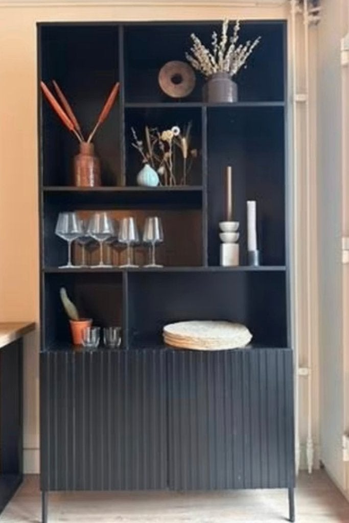 Woood Gravure kast - zwart, Ophalen, Zo goed als nieuw, Minder dan 150 cm, 150 tot 200 cm