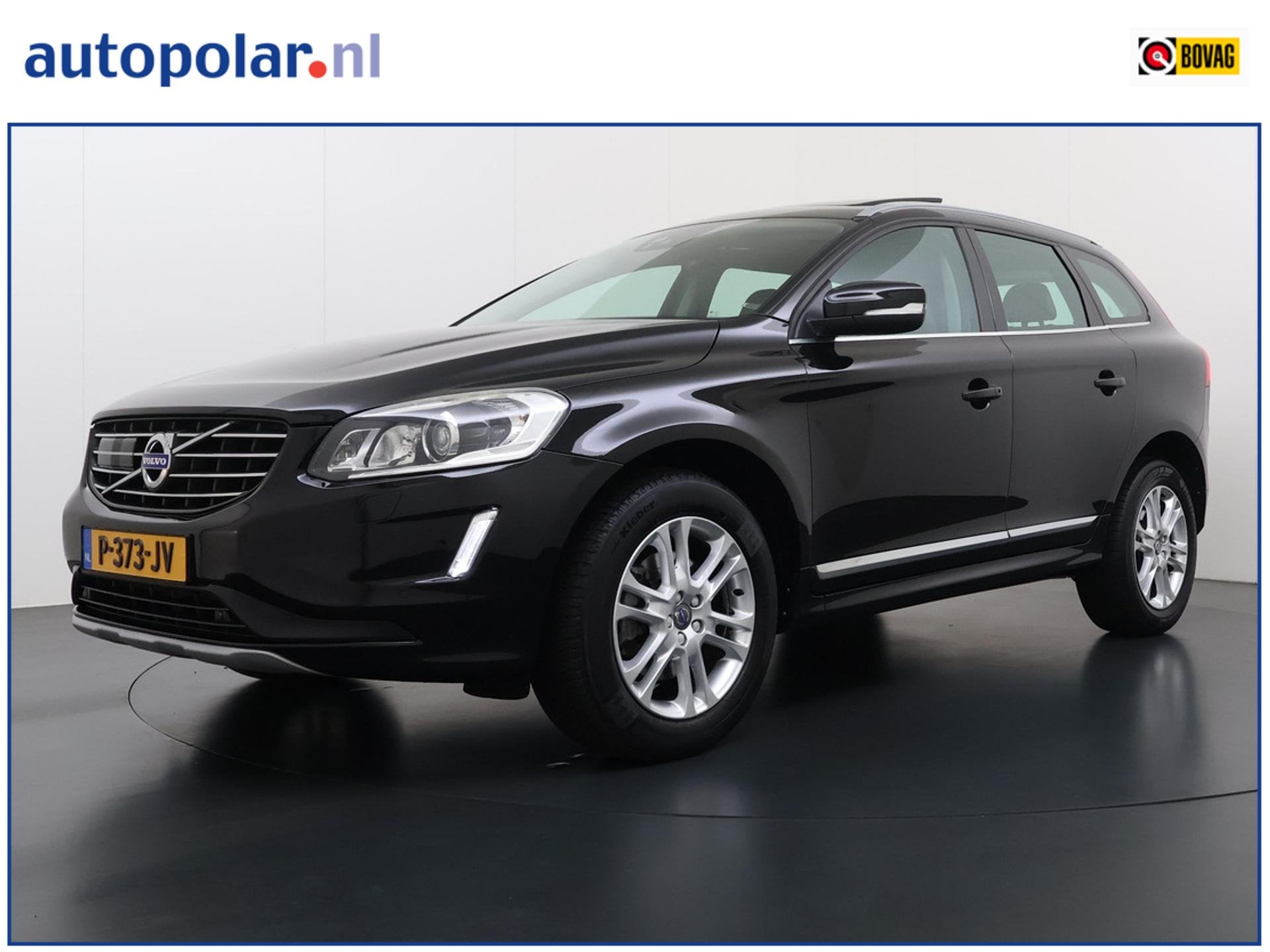 Volvo XC60 2.0 D4 FWD Summum Trekhaak/Panodak/AdaptiveCruise, Auto's, Zwart, Leder, Bedrijf, SUV of Terreinwagen