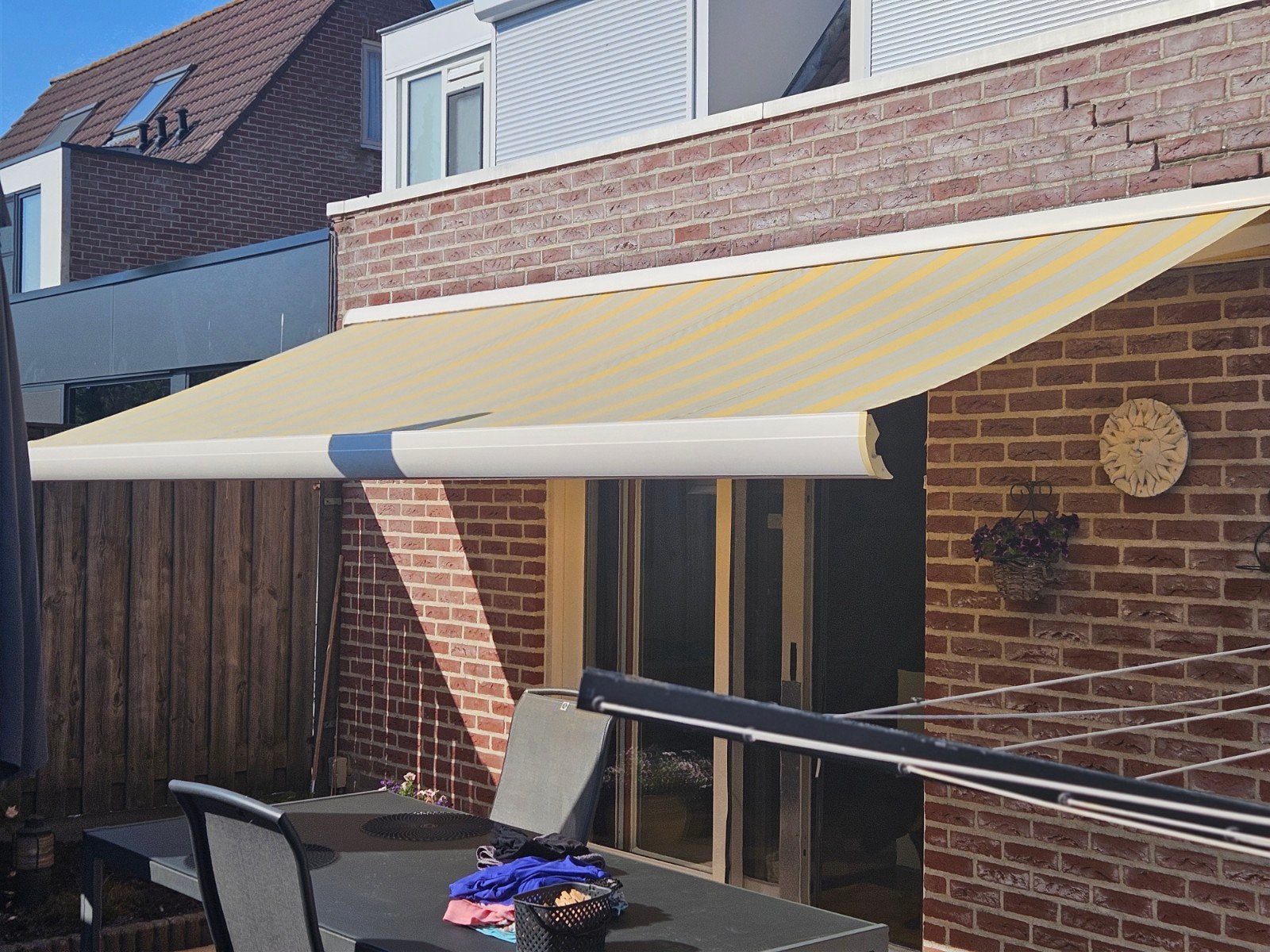Electrice zonnescherm, Ophalen, 450 cm of meer, Elektrisch, Zo goed als nieuw