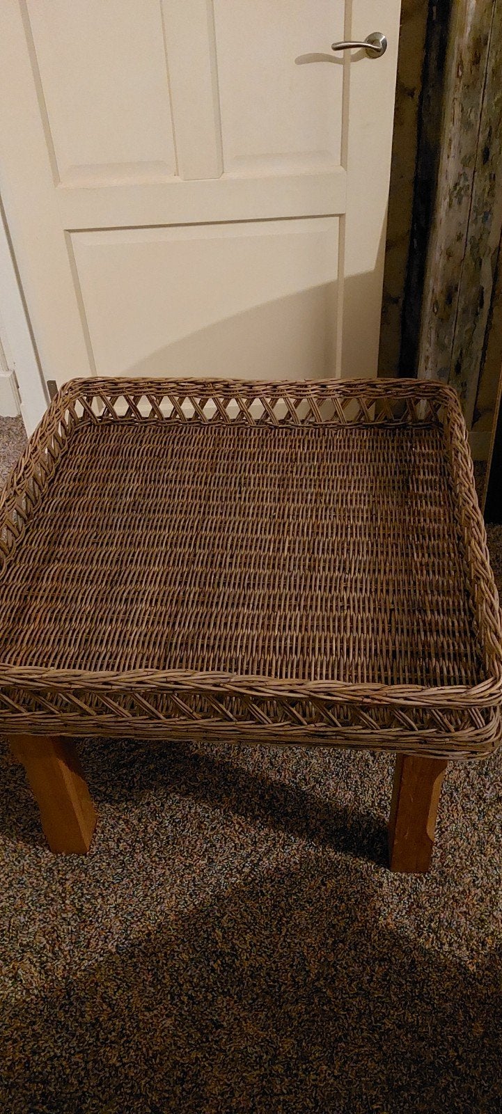Eiken stoelen en tafel met rieten dienblad - opknappers, Ophalen, Gebruikt, Bruin, Vintage/landelijk