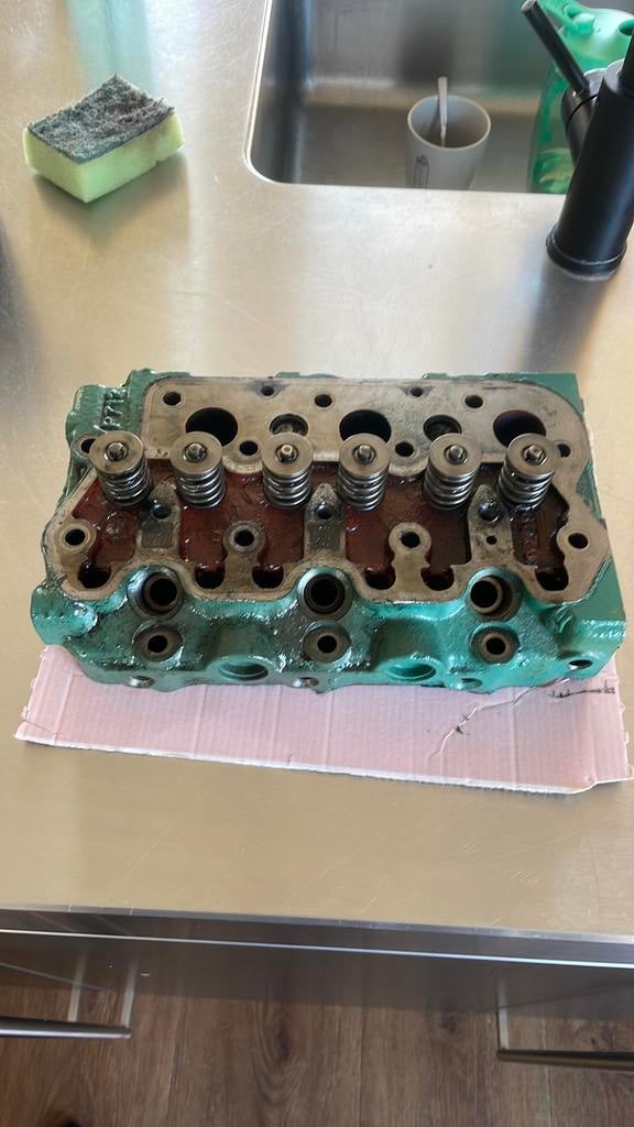 Volvo Penta md2020 cilinderkop, Ophalen, Gebruikt, Motor en Techniek, Zeilboot of Motorboot