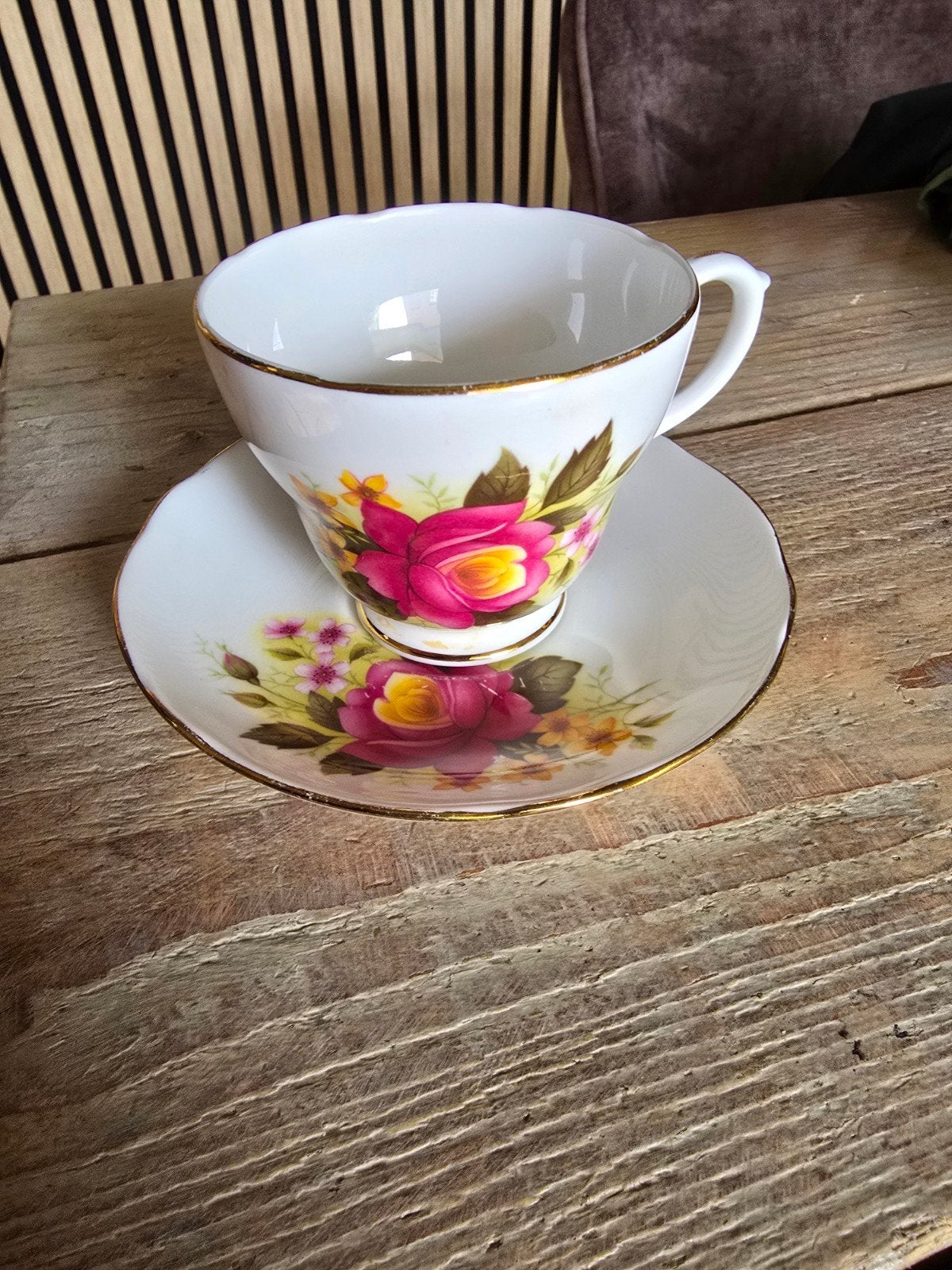 Duchess Bone China Engeland Kop en Schotel met Bloemen, Ophalen