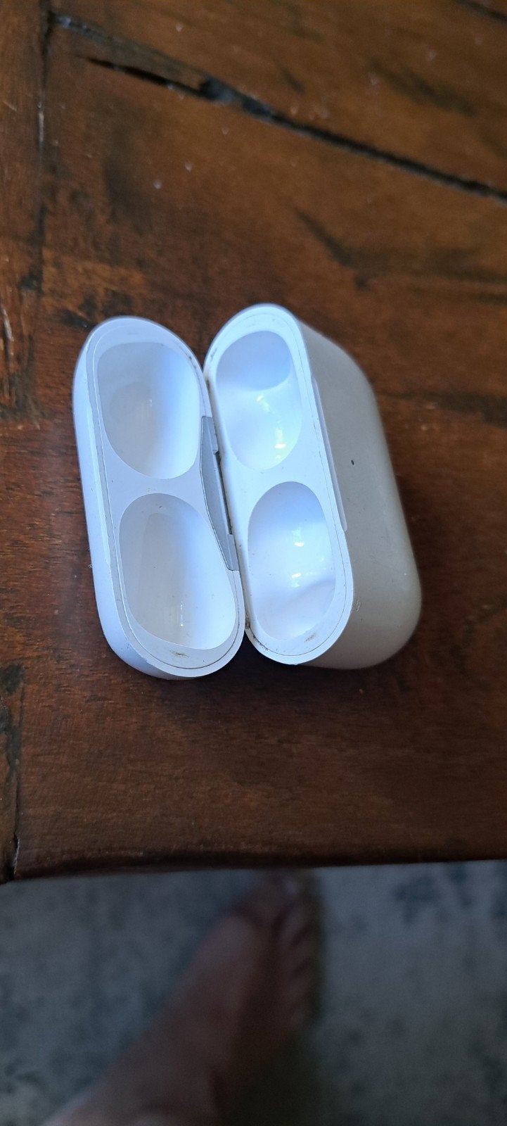 oplaadcase voor Apple AirPods Pro, Ophalen of Verzenden, Gebruikt, 128 GB