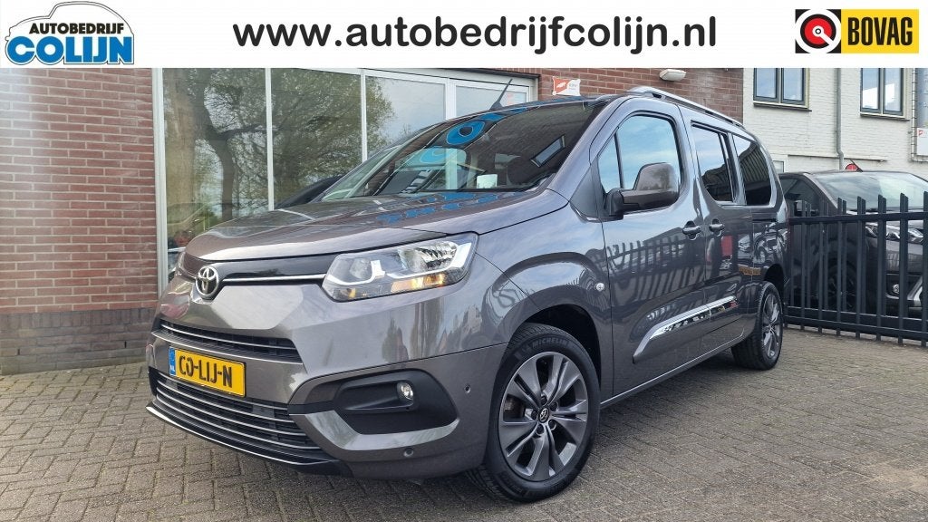 Toyota PROACE CITY Verso 1.2 Turbo Executive L2 Long, 7P Aut, Auto's, Toyota, Stof, Gebruikt, 1199 cc, 7 stoelen