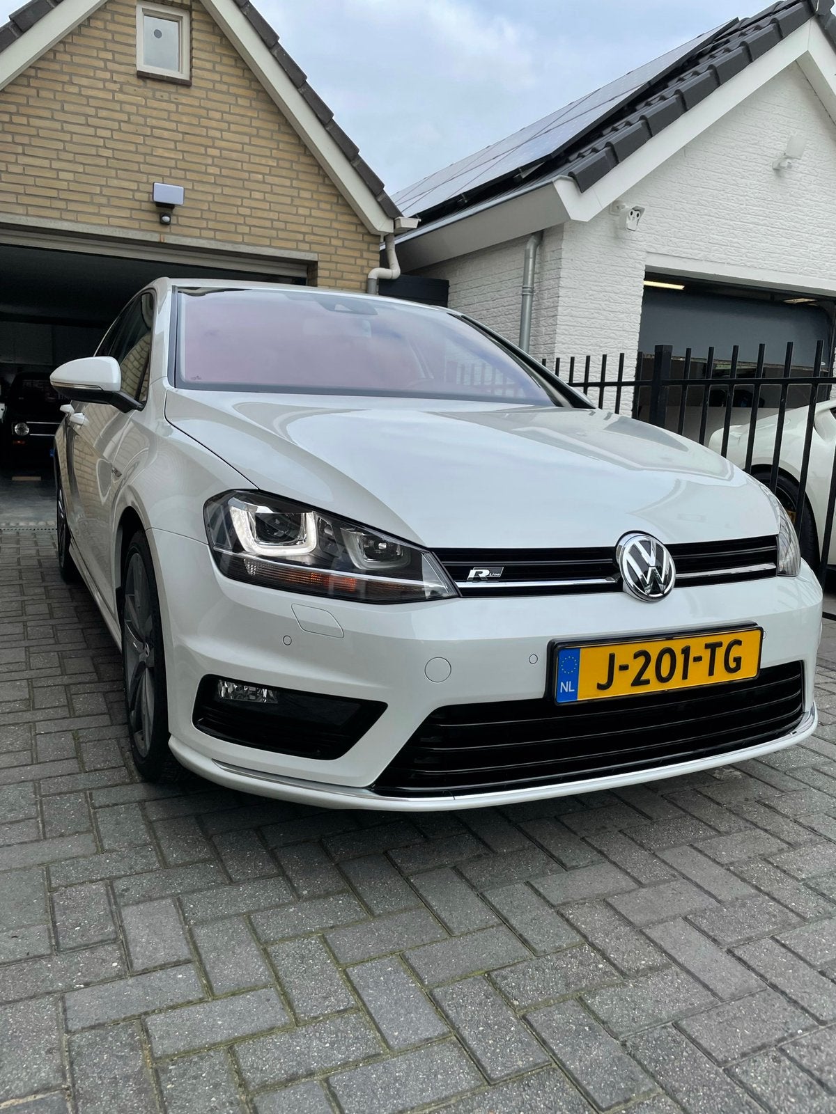 Volkswagen Golf 1.4 TSI 110KW 5D DSG 2016 Wit, 4 cilinders, 150 pk, Wit, 650 kg