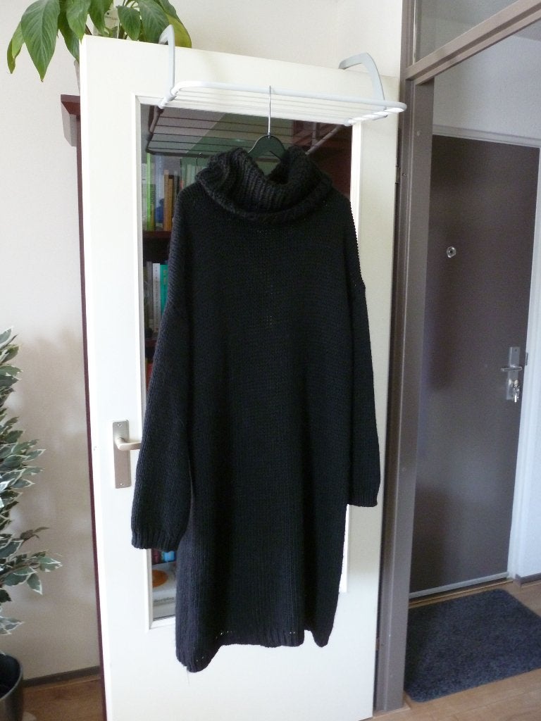 SOPHIE&me zwart ALPACA WOL midi jurk 44 -GRATIS zend, Kleding | Dames, Jurken, Verzenden, Zwart, Maat 42/44 (L), Nieuw