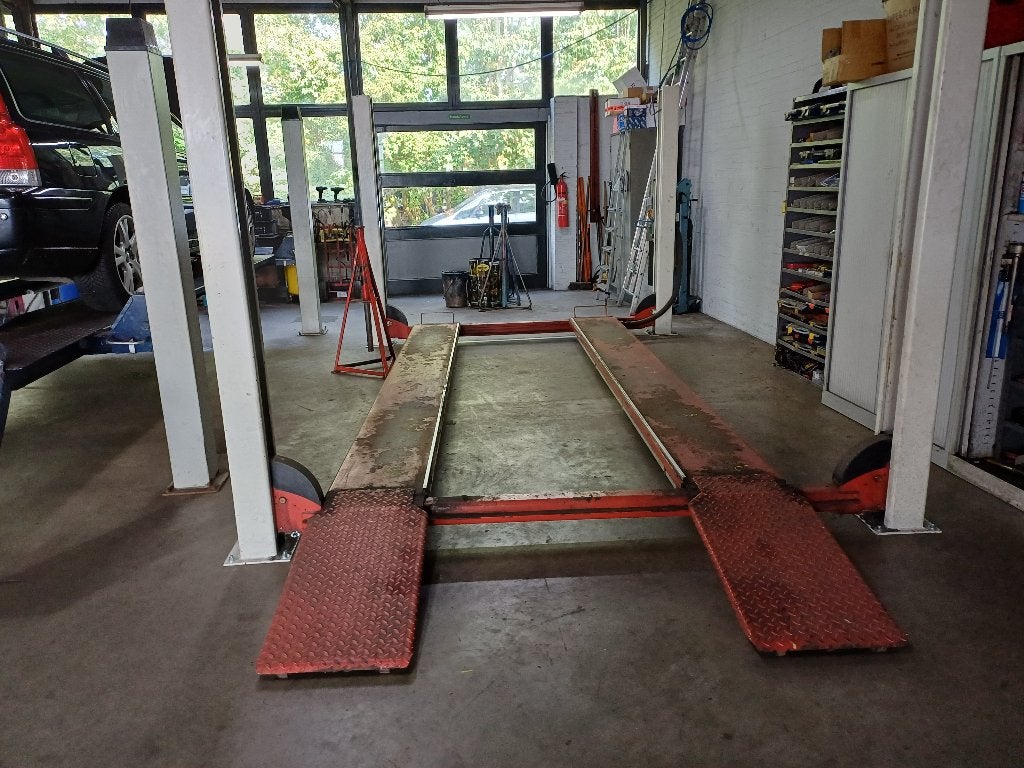4 koloms  Hefbrug  rdw apk keur certificaat STENHOJ 4000kg, Ophalen, Gebruikt