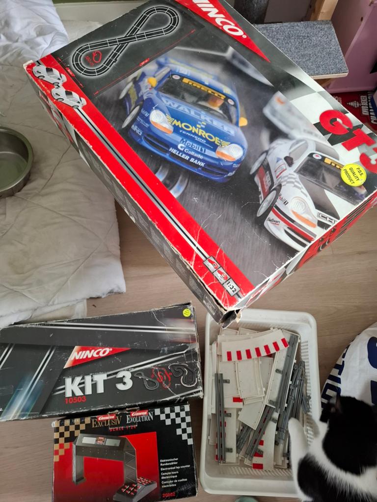 Ninco race baan met uitbreidings set, Kinderen en Baby's, Speelgoed | Racebanen, Ophalen, Zo goed als nieuw, Elektrisch, Overige merken