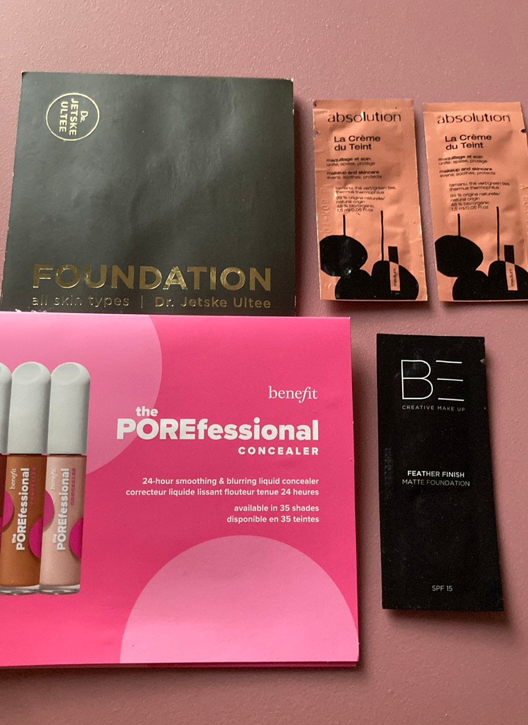Samples Jetske Ultee Absolution POREfessional, Ophalen of Verzenden, Zo goed als nieuw, Beige, Gehele gezicht