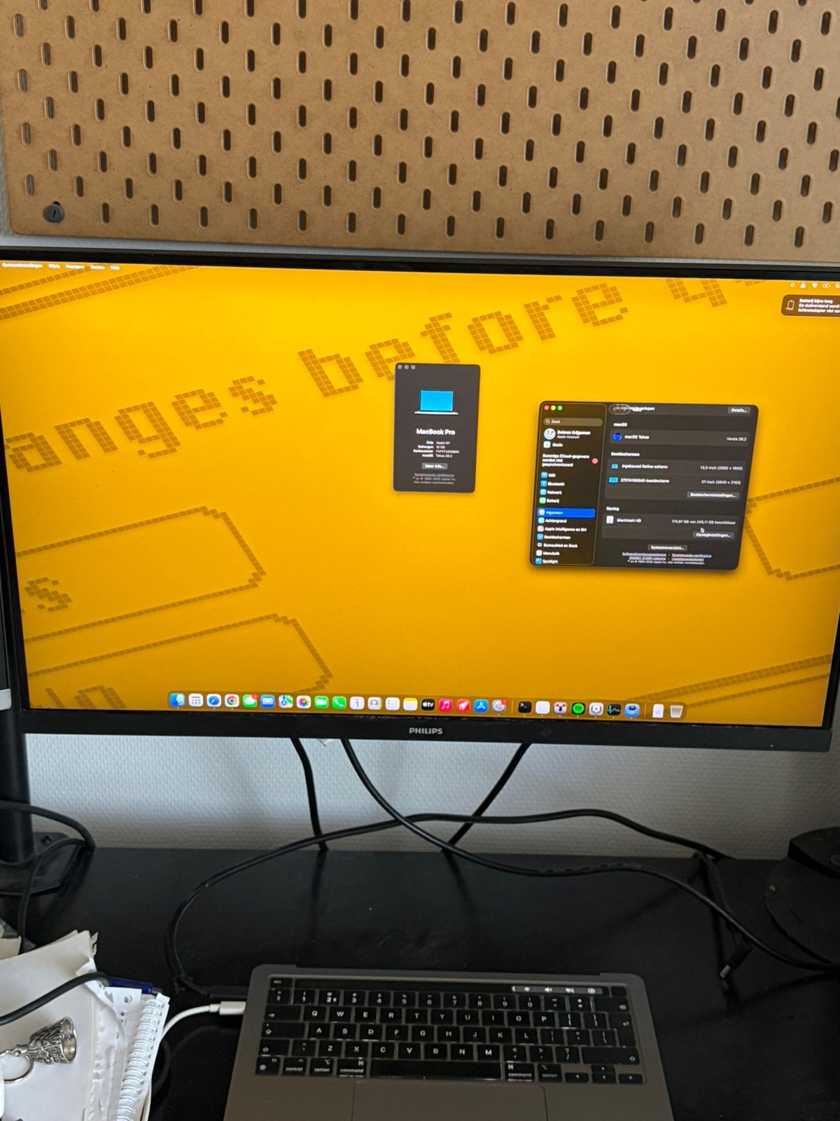 MacBook Pro M1 – 16 GB RAM / 256 GB SSD (defect scherm), Computers en Software, Apple Macbooks, Ophalen of Verzenden