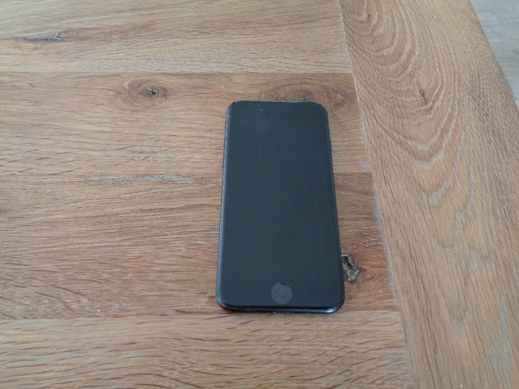 iPhone SE 64GB, Zwart, Ophalen of Verzenden, Zo goed als nieuw, 76 %