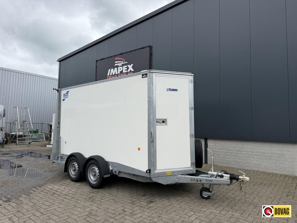 Bij Impex IFOR Williams gesloten dubbelas 364x173x214 3500kg, Gebruikt