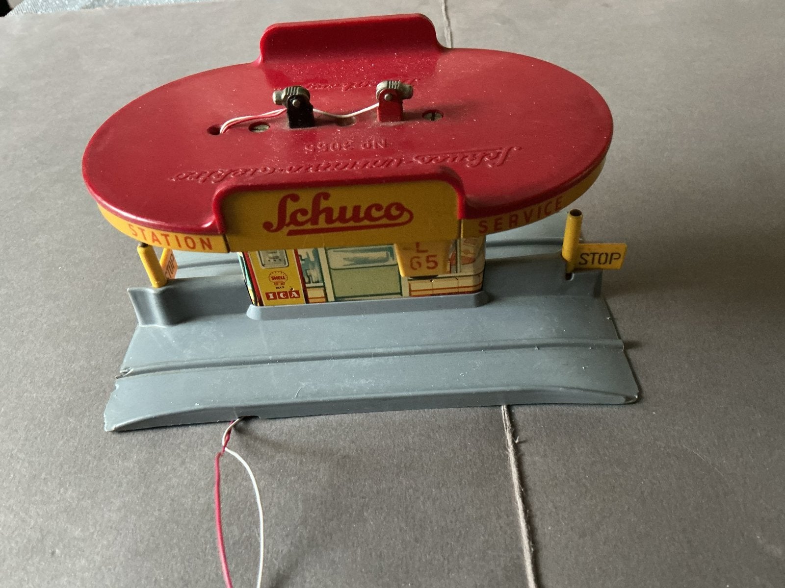 Schuco Varianto-Elektro Tankstation No. 3055, Verzenden