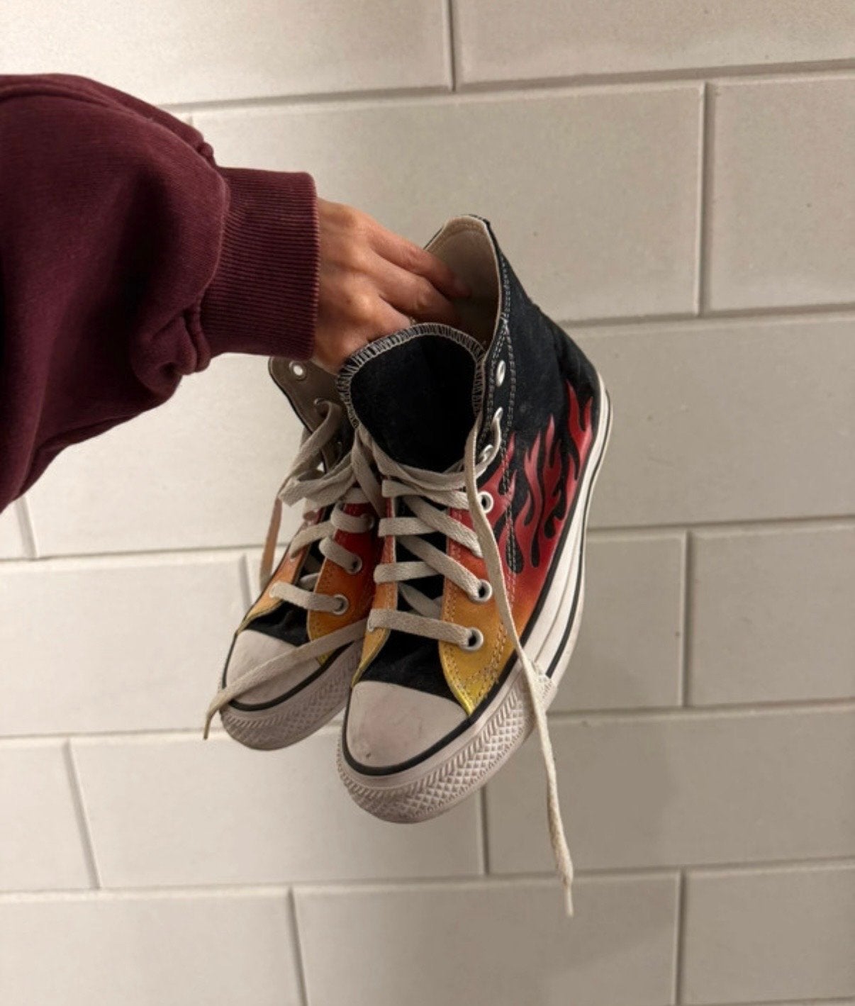 Converse All Star sneakers met vlammenprint, Kleding | Dames, Ophalen of Verzenden, Gedragen, Zwart, Sneakers of Gympen