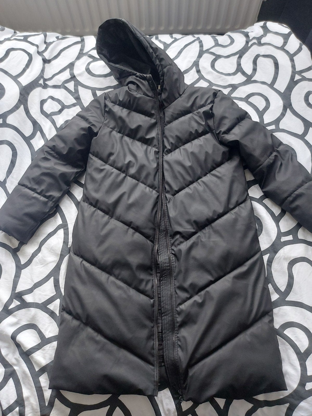 JDY Zwarte Lange Puffer Jas Maat M, Maat 38/40 (M), Zwart, Ophalen of Verzenden, Zo goed als nieuw
