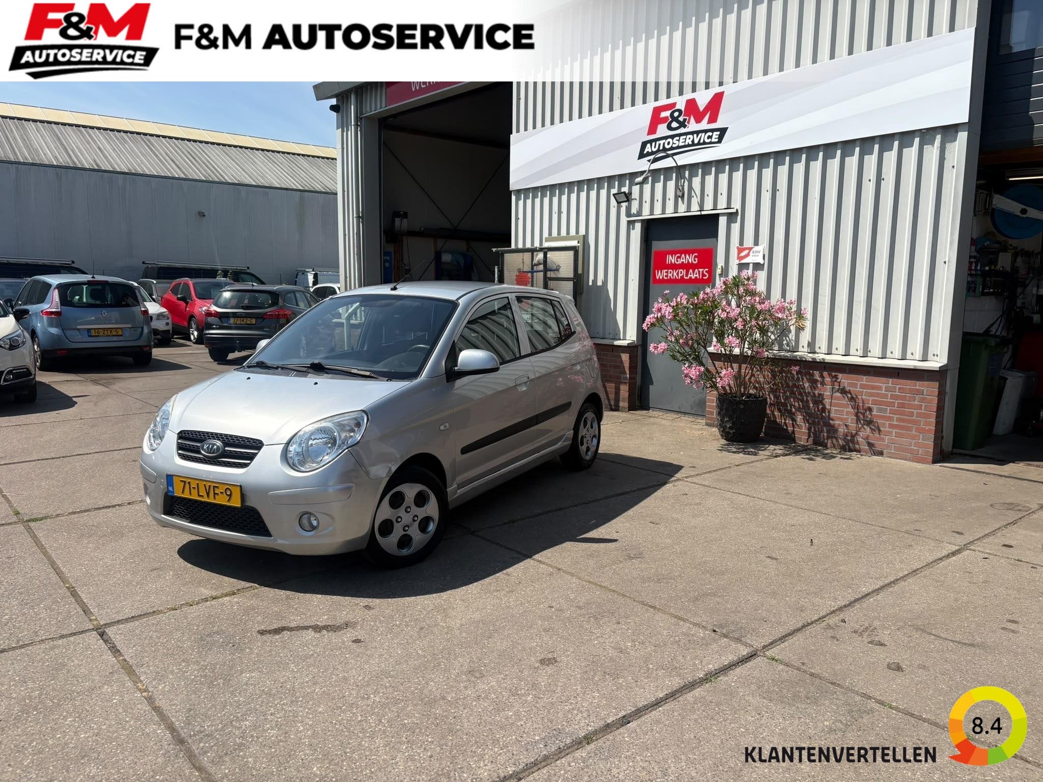 Kia Picanto 1.0 Seven Airco, radio, pdc achter, Euro 5, Stof, 4 cilinders, 400 kg