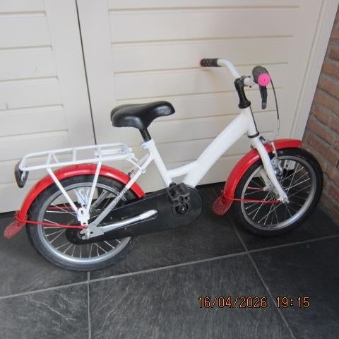TE KOOP KINDERFIETS MERK LOEKIE WIELMAAT 16 INCH, Fietsen en Brommers, Fietsen | Jongens, Ophalen, Gebruikt, 16 inch, Handrem