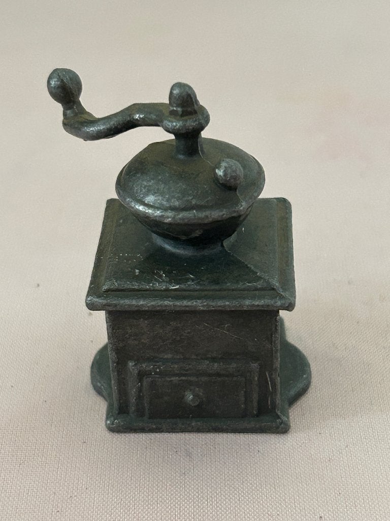 Vintage miniatuur koffiemolen van metaal verzamelobject, Ophalen of Verzenden