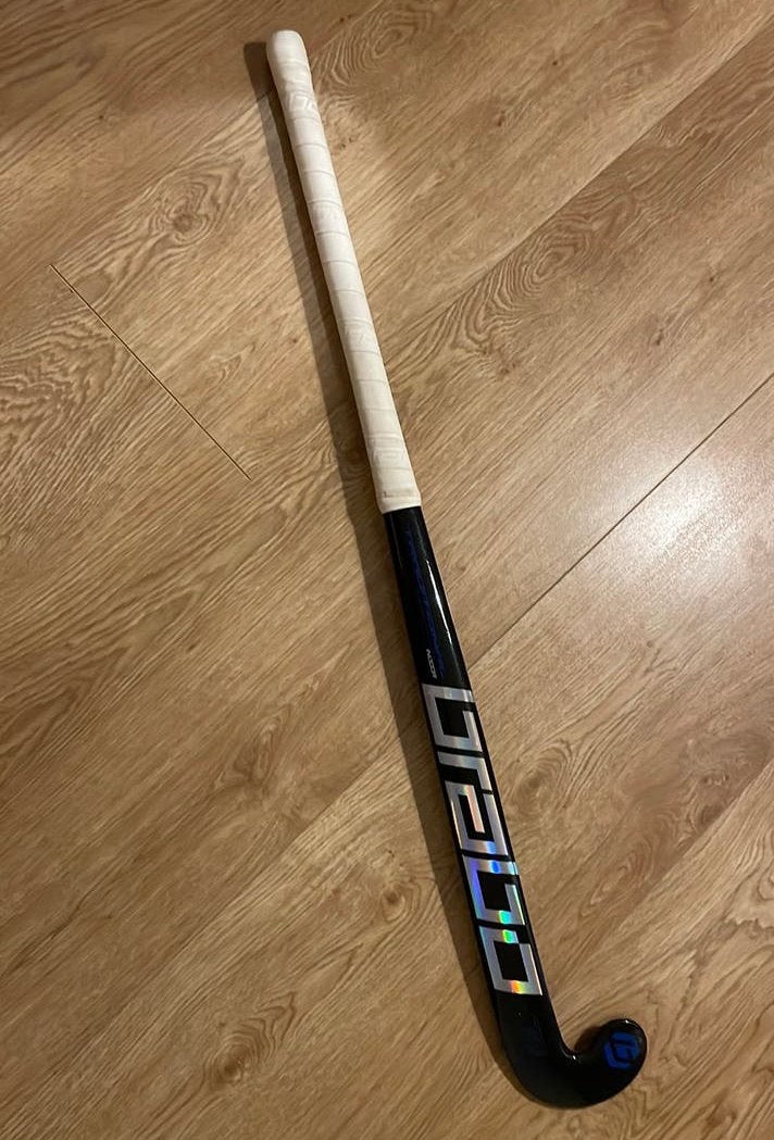 36,5 inch Nieuwe brabo traditional 70 low bow zaal hockey, Ophalen of Verzenden, Nieuw, Stick